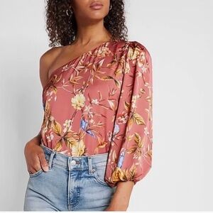 NWT Express floral one shoulder top